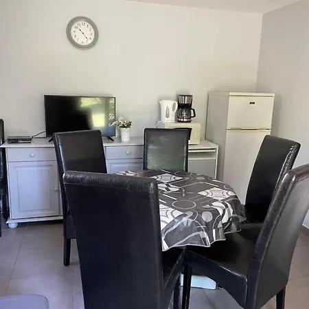 Les Maisonnettes De Bonneval Hébergement de vacances Jaujac
